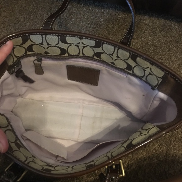 Coach purse - Picture 3 of 4